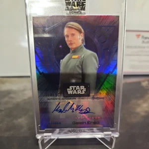 Mads Mikkelsen as Galen Erso 2022 Topps Star Wars Signature Series Blue Holo /50 - Picture 1 of 7