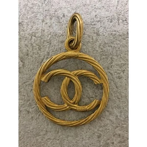 CHANEL Pendant Top Vintage Coco Mark Gold Color Round Height 5cm Width 4.5cm - Picture 1 of 4