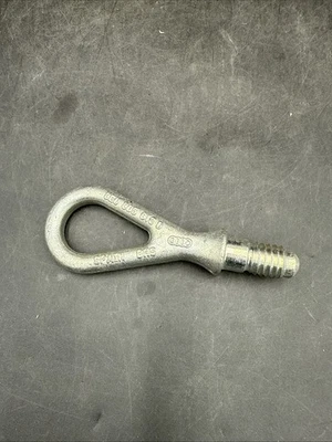 2005 - 2011 奥迪 A6 Quattro 紧急拖钩牵引铰链眼原始设备制造商 8E0805616D — 第 1/4 张图片