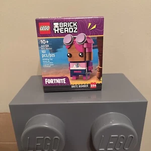 LEGO 40728 Brickheadz Fortnite Brite Bomber (New & Sealed) Fast Shipping! - Picture 1 of 4