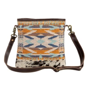 BORSA A TRACOLLA MYRA SUN SERAPE ARAPES E PELLE DI MUCCA PICCOLA NUOVA CON ETICHETTE - Foto 1 di 5