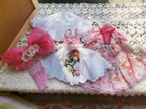 Bellissimo abito rosso campagna + grembiule + copricapo set per vestito bambola Blythe 12" - Foto 1 di 4