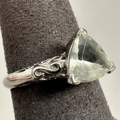 925 Sterling Silver Ring W/ Trillion Cut Fresh Water Aquamarine Gemstone Size 7 - Image 1 of 4