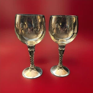 Par de copas de vino Brighton de 8" para celebración con vástago cromado ornamentado - Imagen 1 de 3