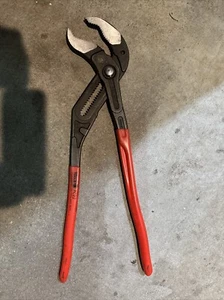 Matco P22 / Knipex 8701560 Cobra XXL Pliers - Plastic Grip New - Picture 1 of 3