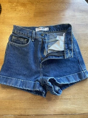 Pantalones cortos de mezclilla de cintura alta American Apparel - Talla 25 (Hechos en EE. UU.) Foto 1 de 4