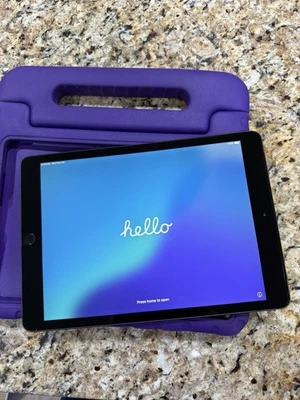 iPad 8th Generation 10.2 Inch Display 128gb WiFi + Cellular LTE - Image 1 of 4