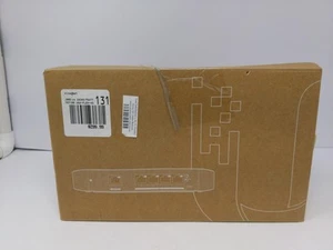 Ubiquiti UniFi Switch Flex XG 4x10GbE + 1xGbE PoE+ Layer 2 - Picture 1 of 5