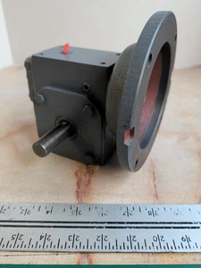 HUB CITY 0220-47554-184 15:1 RATIO MODEL 184 WORM RIGHT GEAR REDUCER - NEW - Picture 1 of 7