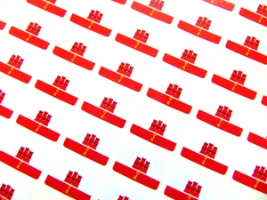 64 Stück kleine Mini 20x12 mm Gibraltar Flagge Aufkleber Klebeetiketten - Bild 1 von 1
