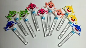 Favores de fiesta de tiburones bebé, varitas de burbujas, rellenos de bolsa, cumpleaños 10 PIEZAS - Imagen 1 de 6