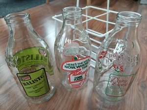 Vintage advertising glass milk bottles 80's Collection 1 Pint With Carrier - Picture 1 of 8