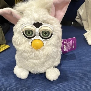 Hasbro weißer Furby mit rosa Ohren blaue Augen funktioniert nicht 1998 Vintage - Bild 1 von 8