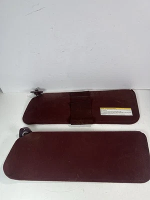 Quebra-sol 1988-1998 Chevy Silverado GMC Sierra 1500 2500 par vermelho fabricante de equipamento original - Imagem 1 de 4