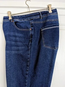 Crossroads Dark Denim Stretch 3/4 Length Jeans Size 20 GC - Picture 1 of 9