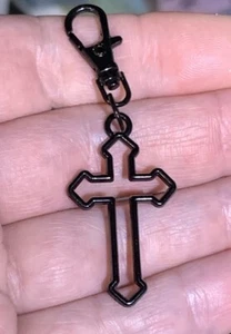 Black Cross Zipper Pull & Keychain Add On Clip!! - Bild 1 von 9
