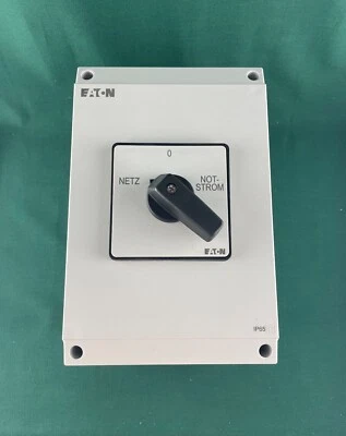 Interruptor Eaton/Moeller red/corriente de emergencia en carcasa T5B-4-8902/I4 Foto 1 de 2