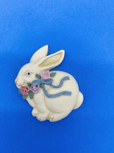 3” Resin Bunny Rabbit Vintage Country Floral Easter Decor Pin Rare Farmhouse - Picture 1 of 3