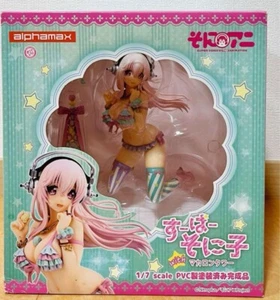 Super Sonico with Macaron Tower Scale Complete Figure - Picture 1 of 5