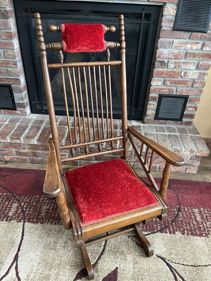 Antigua mecedora de plataforma planeadora victoriana roja del siglo XIX husillos años 1800’s Foto 1 de 4