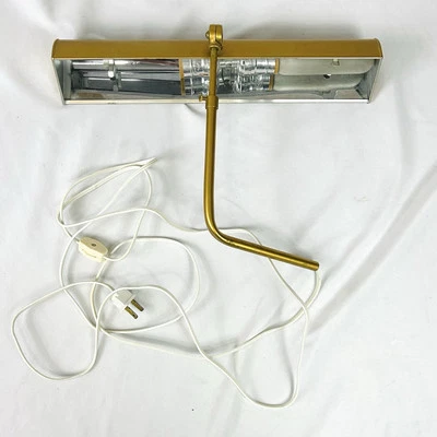 14 1/2” Vtg Brass Gold Finish Painting Picture Light Slim Accent Artwork Lamp - Image 1 of 4