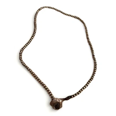 UNO de 50 Cuentas Tono Plata Collar Cuero Cordón Logo Dije 18" Foto 1 de 4