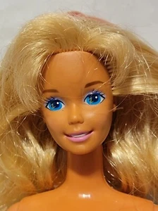 Barbie Vintage Twist And Turn Waist Tan Pink Streak In Hair Nude - Picture 1 of 3