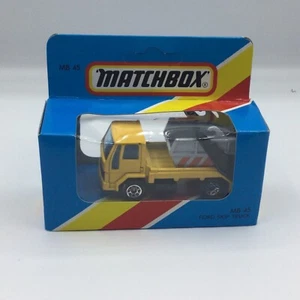 Matchbox 1-75 MB 45 Ford Skip Truck MIB Unpunched - Picture 1 of 5