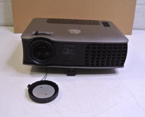 Dell 2400MP DLP PROJECTOR 0 Lamp Hours (NO POWER CORD/REMOTE) - Picture 1 of 18