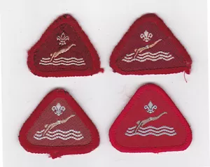 1970-2000's BRITISH / UK SCOUTS - CUB SCOUT SWIMMER S1 PROFICIENCY BADGE (4 VAR) - Picture 1 of 2