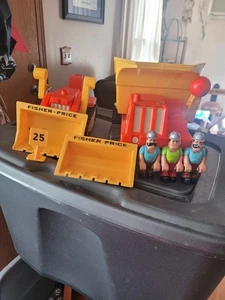 Vintage Fisher Price Muldenkipper 302 & Planierraupe 329 Husky Helfer + - Bild 1 von 14