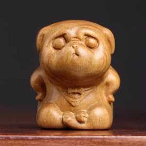 YZ268 - 4,9 * 4,3 * 4 cm grün Sandelholz geschnitzt Netsuke Figur: Hund - Bild 1 von 11