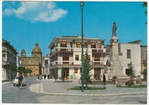 FRANCAVILLA FONTANA - BRINDISI - PIAZZA VITTORIO EMANUELE II E MON. CADUTI-63136 - Picture 1 of 1