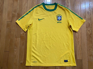 Brazil Team Jersey Home football shirt 2010 - 2011 Nike Yellow Mens Size M