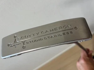 SCOTTY CAMERON STUDIO STAINLESS NEWPORT 2 33in Putter RH With H/C F/S - Picture 1 of 10