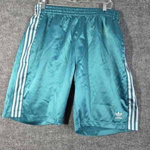 Adidas Stripes dazzle Shorts Herren M türkis blau Trefoil Primegreen Satin sportlich - Bild 1 von 8