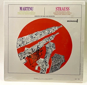 MARTINU / STRAUSS Concerto for Oboe and Orchestra LP FRANTISEK HANTAK Oboe Brno - Picture 1 of 5