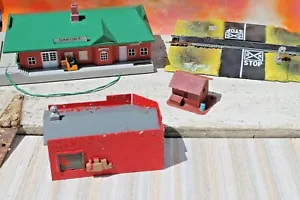 Modelleisenbahn Eisenbahn Depot, Lager, Lagergebäude, RR Gleiskreuzung - Bild 1 von 12