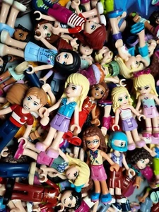 Lego Friends Figuren 10 Stück inkl. Kopfbedeckung Minidolls Puppen - Bild 1 von 1
