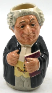 ROYAL DOULTON CHARACTER TOBY JUG DOULTONVILLE MR LITIGATE THE LAWYER D6699 - Picture 1 of 2