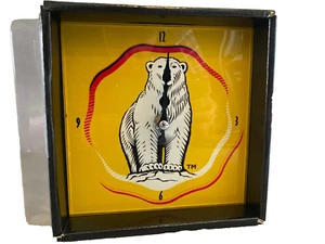 New In Box Bundaberg Rum Bundy Bear Genuine Licensed Glass Desk Size Clock - Imagen 1 de 2