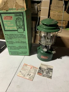 Vintage Coleman 220J Lantern Double Mantle 220J195 with Original Box - Picture 1 of 10