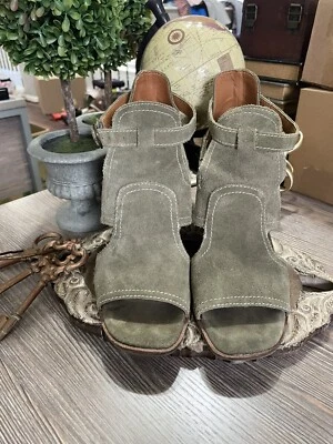 Sandalias para mujer Lucky Brand Lukili cuña correa al tobillo verde musgo talla EE. UU. 9M Foto 1 de 4