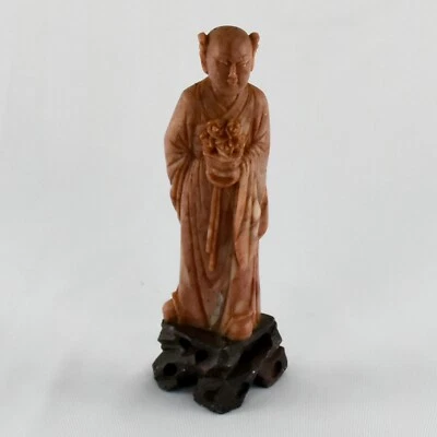 Figura de uma pedra-sabão chinesa Immortal Lan Caihe, por volta de 1900, esculpida à mão - Imagem 1 de 4