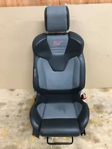 FIESTA ST SEAT 3 DR DRIVER SIDE CLOTH INTERIOR FRONT TRIM 2013 2014 - 2017 D438 - Picture 1 of 22