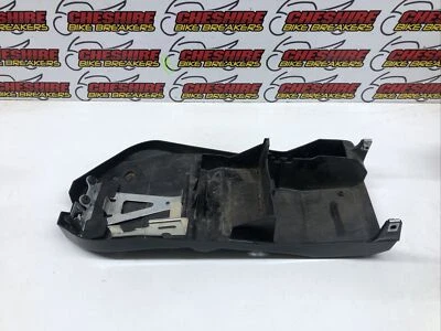 ♻️ Bandeja inferior trasera Kawasaki Z1000 Zr1000 C8f Abs 2007 - 2009 ♻️ Foto 1 de 4