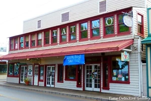 Tattoo Parlor, Lahaina, Maui, Hawaii - 2016 - Farbfotodruck - Bild 1 von 1