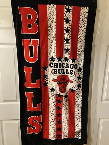 Vintage Chicago Bulls Beach Towel 29" x 57" NBA Officially Licensed 100% Cotton Cover