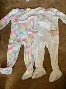 Set of Girls 2T Pajama One Pieces Carter’s - Picture 1 of 4