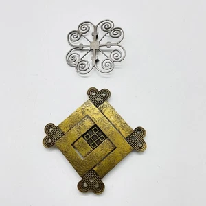 Vintage Baer SF Modernist Messing geometrische Brosche + silberfarbene Schnörkel Pin Lot - Bild 1 von 8